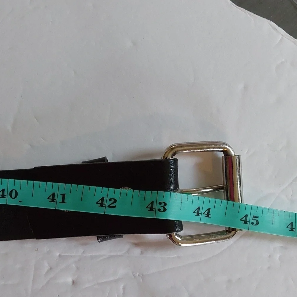 Modern mens size